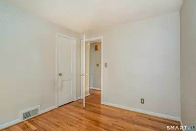 19 Newgate Street, West Hartford, CT 06110 - Photo 18