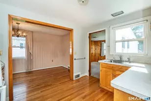 19 Newgate St, West Hartford, CT 06110 - Photo 10
