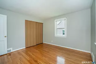 19 Newgate St, West Hartford, CT 06110 - Photo 20