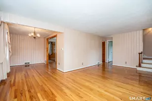19 Newgate St, West Hartford, CT 06110 - Photo 6