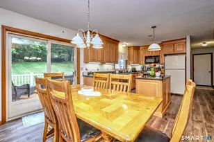 4 Windsor Pl, Naugatuck, CT 06770 - Photo 10