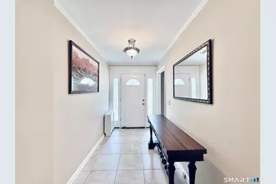 28 Pamlynn Road, Stamford, CT 06905 - Photo 2