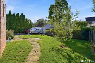 313 Old Post Rd, Fairfield, CT 06824 - Photo 8