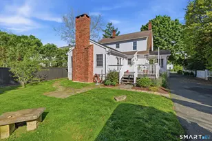 313 Old Post Rd, Fairfield, CT 06824 - Photo 10