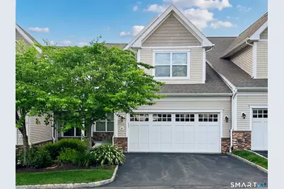 6 Lockwood Circle #6, Bethel, CT 06801 - Photo 1