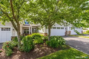 6 Lockwood Cir, Bethel, CT 06801 - Photo 2