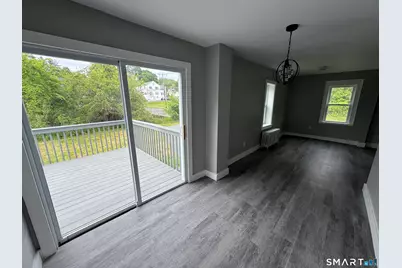 10 Center Street, Windsor Locks, CT 06096 - Photo 16