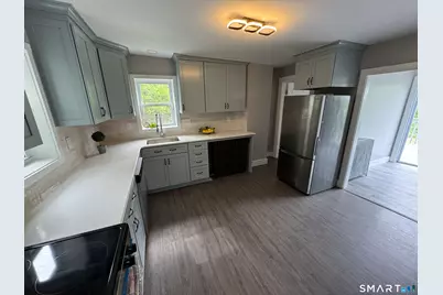 10 Center Street, Windsor Locks, CT 06096 - Photo 2