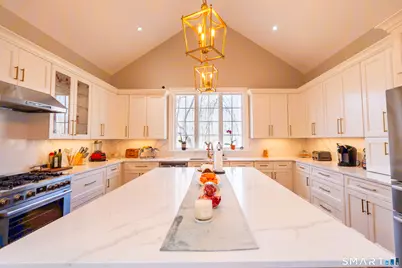 471 Newtown Turnpike, Redding, CT 06896 - Photo 6
