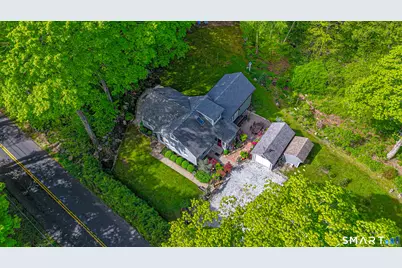 471 Newtown Turnpike, Redding, CT 06896 - Photo 1