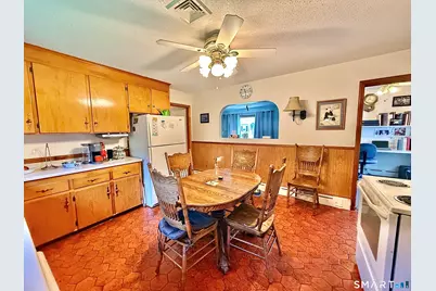 100 Decicco Road, Waterbury, CT 06705 - Photo 10