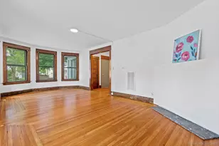 212 Maple St, New Haven, CT 06511 - Photo 4