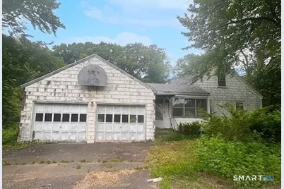 144 Greenwood Drive, Manchester, CT 06042 - Photo 2