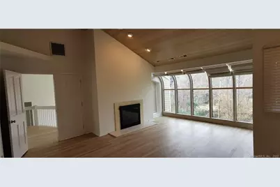 103 Silver Creek Lane #103, Norwalk, CT 06850 - Photo 12