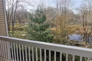 103 Silver Creek Ln, Norwalk, CT 06850 - Photo 10