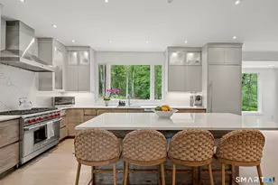 10 Side Hill Rd, Westport, CT 06880 - Photo 8