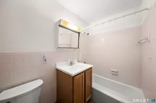 F9 Bradley Circle, Enfield, CT 06082 - Photo 20