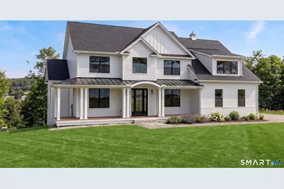 183B Willow Creek Estates Estates, Southbury, CT 06488 - Photo 2