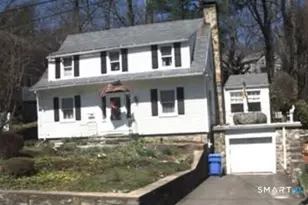 34 Fern Circle, Waterbury, CT 06704 - Photo 1