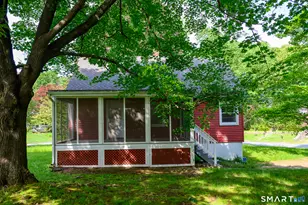10 Country Dr, Norwich, CT 06360 - Photo 4
