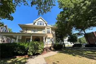 738 Whitney Ave, New Haven, CT 06511 - Photo 2