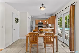 58 Carlson Dr, Portland, CT 06480 - Photo 8