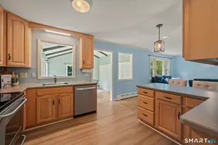 155 Crestridge Dr, Vernon, CT 06066 - Photo 4