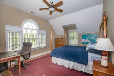 52 Twin Pond Lane, New Canaan, CT 06840 - Photo 18