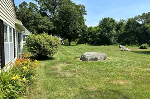 29 Wilshire Rd, Madison, CT 06443 - Photo 2