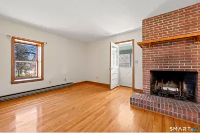 1062 Main Street, Glastonbury, CT 06073 - Photo 32
