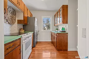 1062 Main St, Glastonbury, CT 06073 - Photo 16