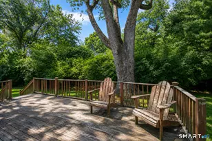 28 Raymonds Dr, Fairfield, CT 06824 - Photo 18
