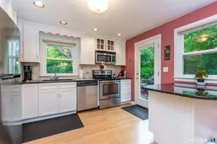 28 Raymonds Dr, Fairfield, CT 06824 - Photo 6
