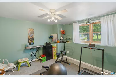 9 Renee Lane, Enfield, CT 06082 - Photo 14
