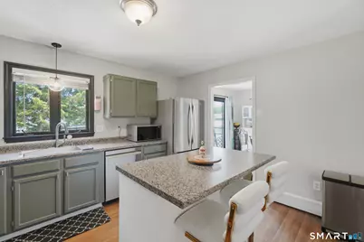 9 Renee Lane, Enfield, CT 06082 - Photo 8