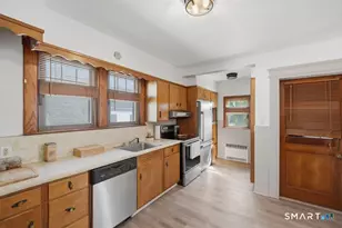 443 Highland Ave, Waterbury, CT 06708 - Photo 10
