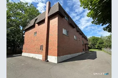 385 High Street #6, New Britain, CT 06051 - Photo 4