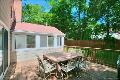8 Lone Pine Lane, Westport, CT 06880 - Photo 10