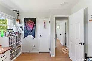 17 Greenbriar Ln, Newtown, CT 06470 - Photo 10