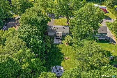 17 Greenbriar Lane, Newtown, CT 06470 - Photo 34