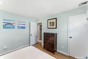 17 Greenbriar Ln, Newtown, CT 06470 - Photo 8
