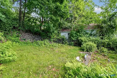 140 Emmett Avenue, Derby, CT 06418 - Photo 34