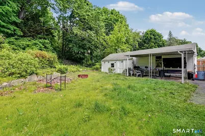 140 Emmett Avenue, Derby, CT 06418 - Photo 32