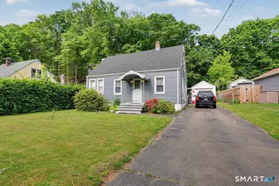 140 Emmett Avenue, Derby, CT 06418 - Photo 34