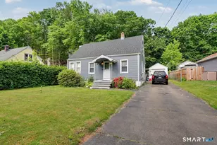 140 Emmett Ave, Derby, CT 06418 - Photo 34