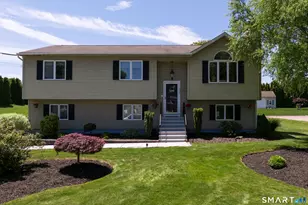 32 Angela Dr, East Haven, CT 06512 - Photo 2