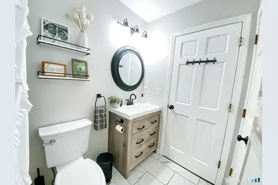 32 Angela Drive, East Haven, CT 06512 - Photo 20