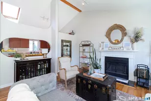 32 Angela Dr, East Haven, CT 06512 - Photo 8