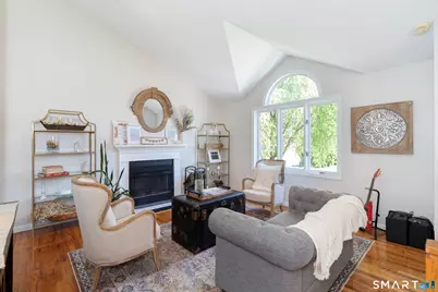 32 Angela Drive, East Haven, CT 06512 - Photo 6