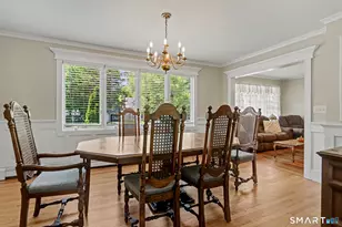 14 Peters Rd, Trumbull, CT 06611 - Photo 6